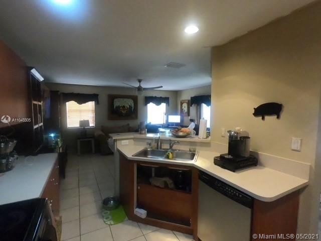 4767 SW 166th Ct, Miami FL 33185 photo 5