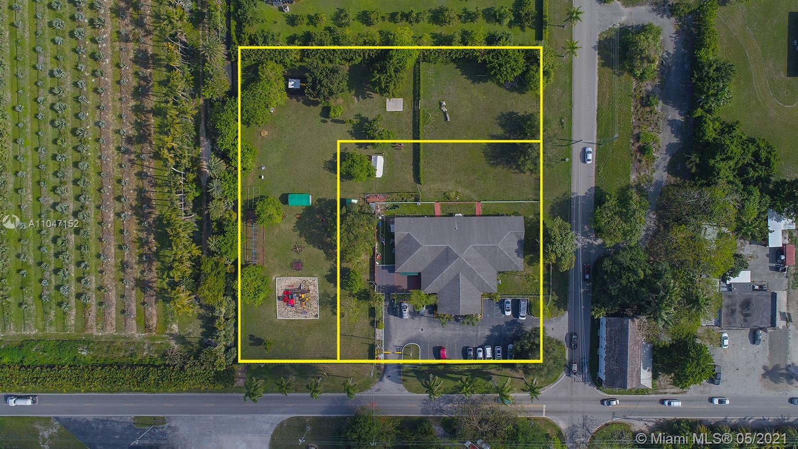 15680 SW 232nd St, Miami FL 33170 photo 2