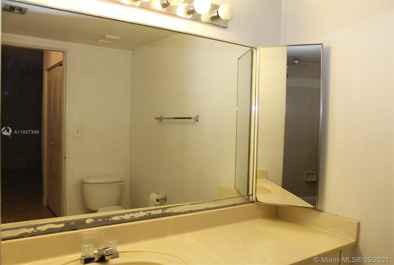 9756 NW 48 TE # 185, Doral FL 33178