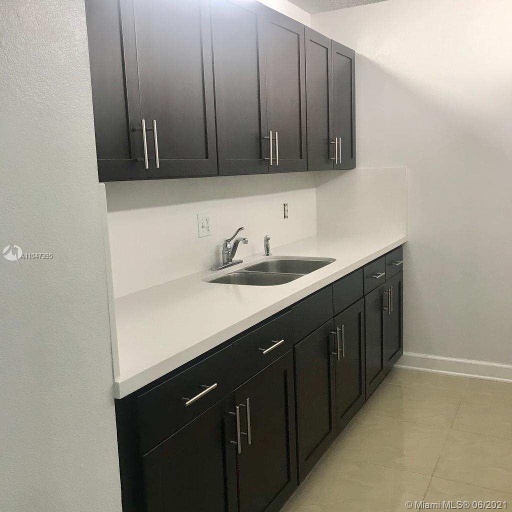 8240 SW 210 # 213, Cutler Bay FL 33189