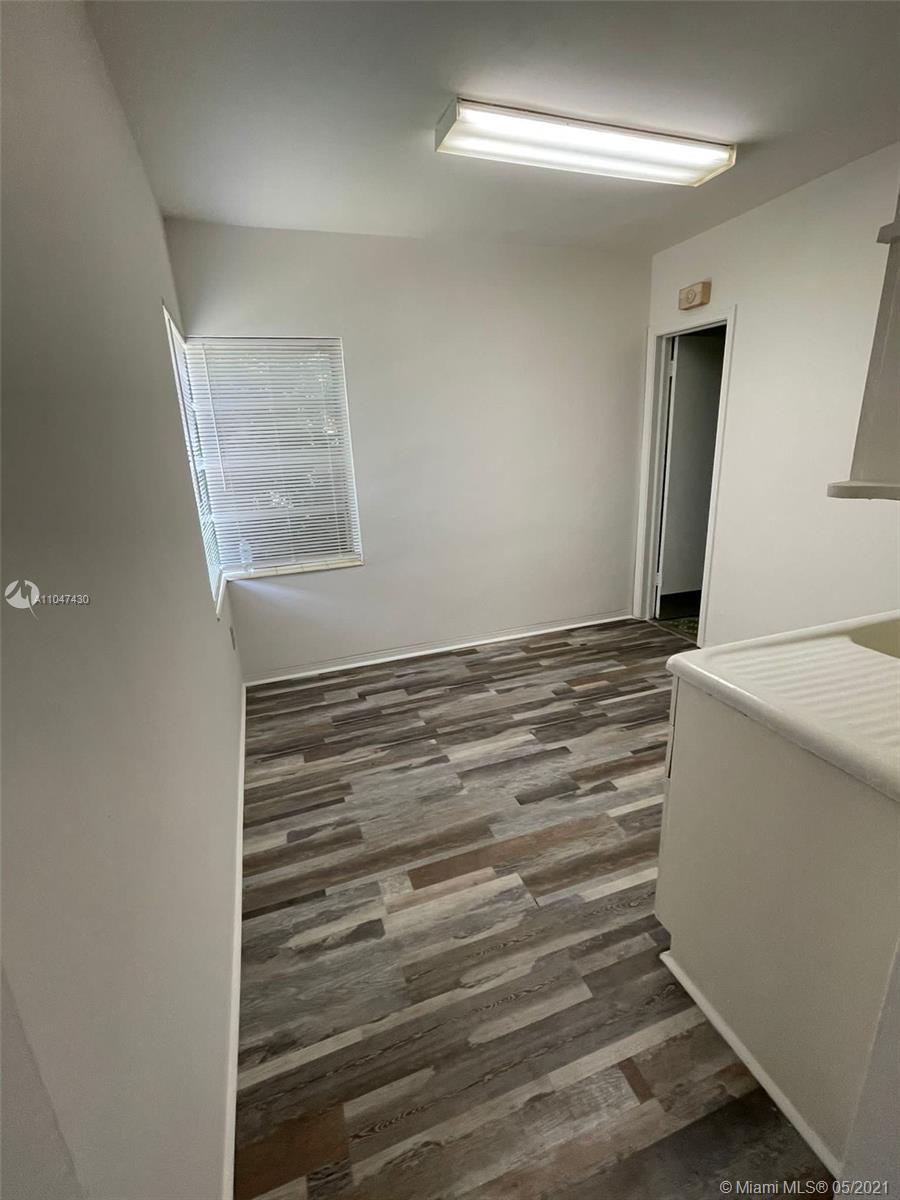 534 SW 6th Ct # 5, Miami FL 33130 photo 2