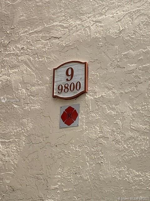 9800 N Hollybrook Lake Dr # 106, Pembroke Pines FL 33025 photo 2