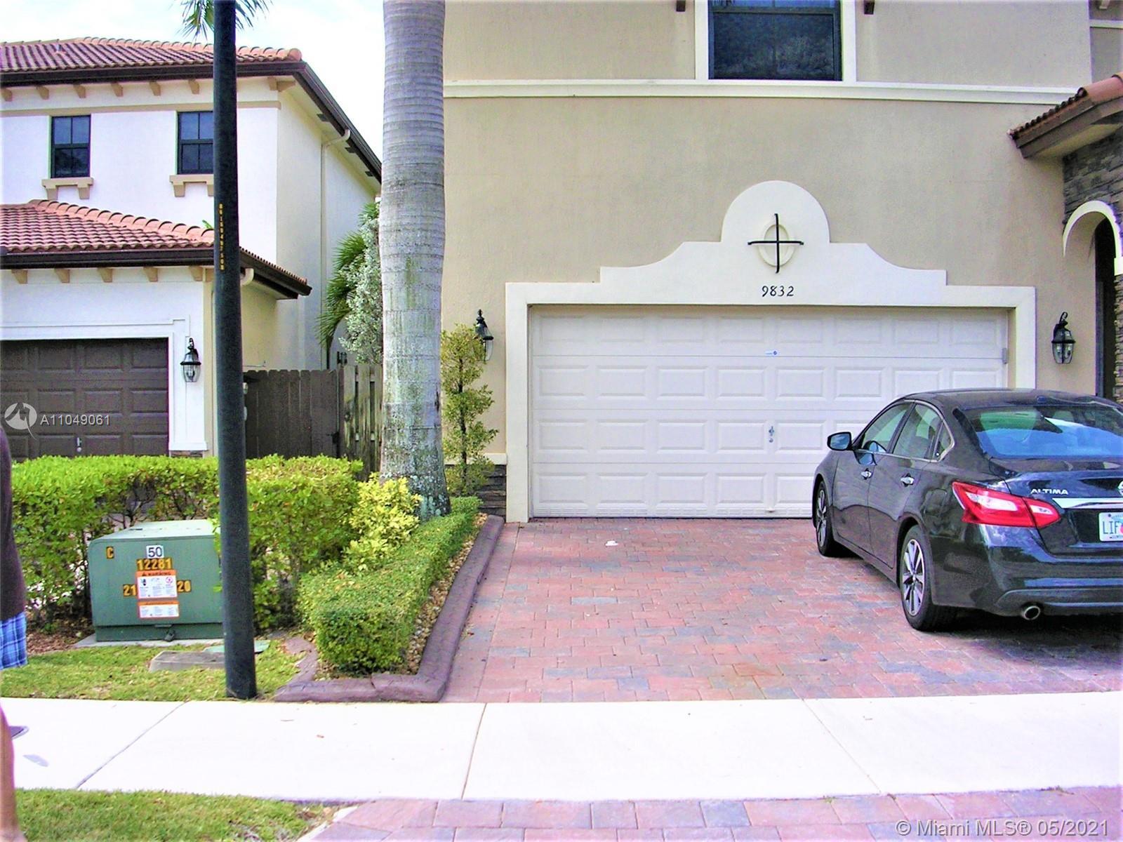 9832 NW 87th Ter # 9832, Doral FL 33178 photo 2