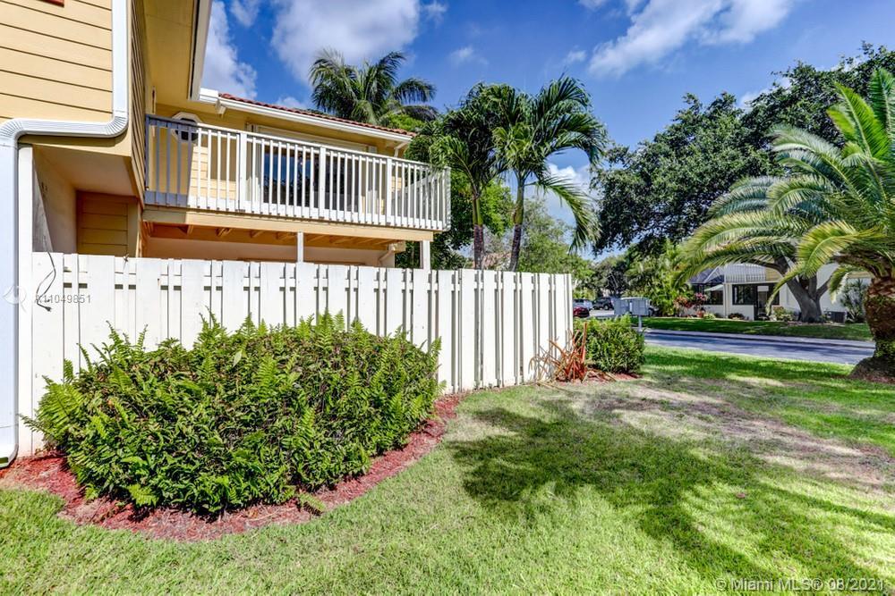 122 Seabreeze # 1220, Jupiter FL 33477