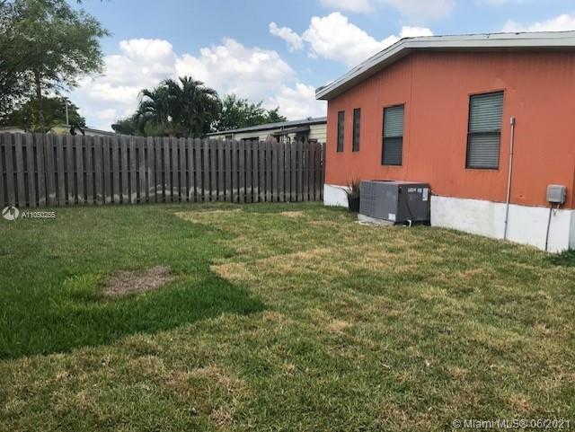 251 NW 218th Ter, Pembroke Pines FL 33029 photo 3