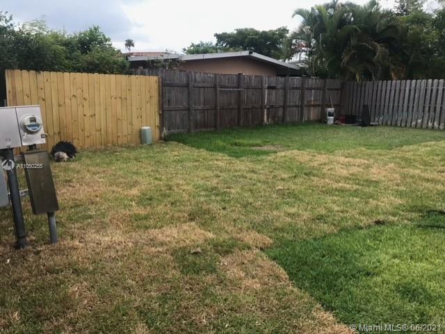 251 NW 218th Ter, Pembroke Pines FL 33029 photo 4