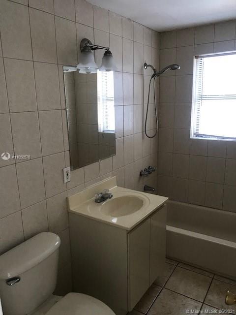 9024 COLLINS AVE # 4, Surfside FL 33154 photo 5