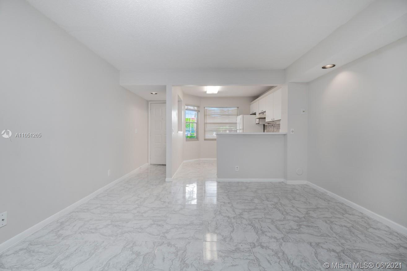 1300 SW 130th Ave # 104F, Pembroke Pines FL 33027