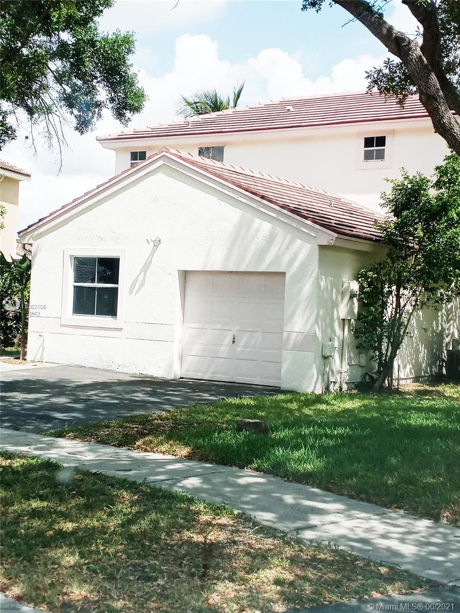18473 NW 20th St, Pembroke Pines FL 33029 photo 2