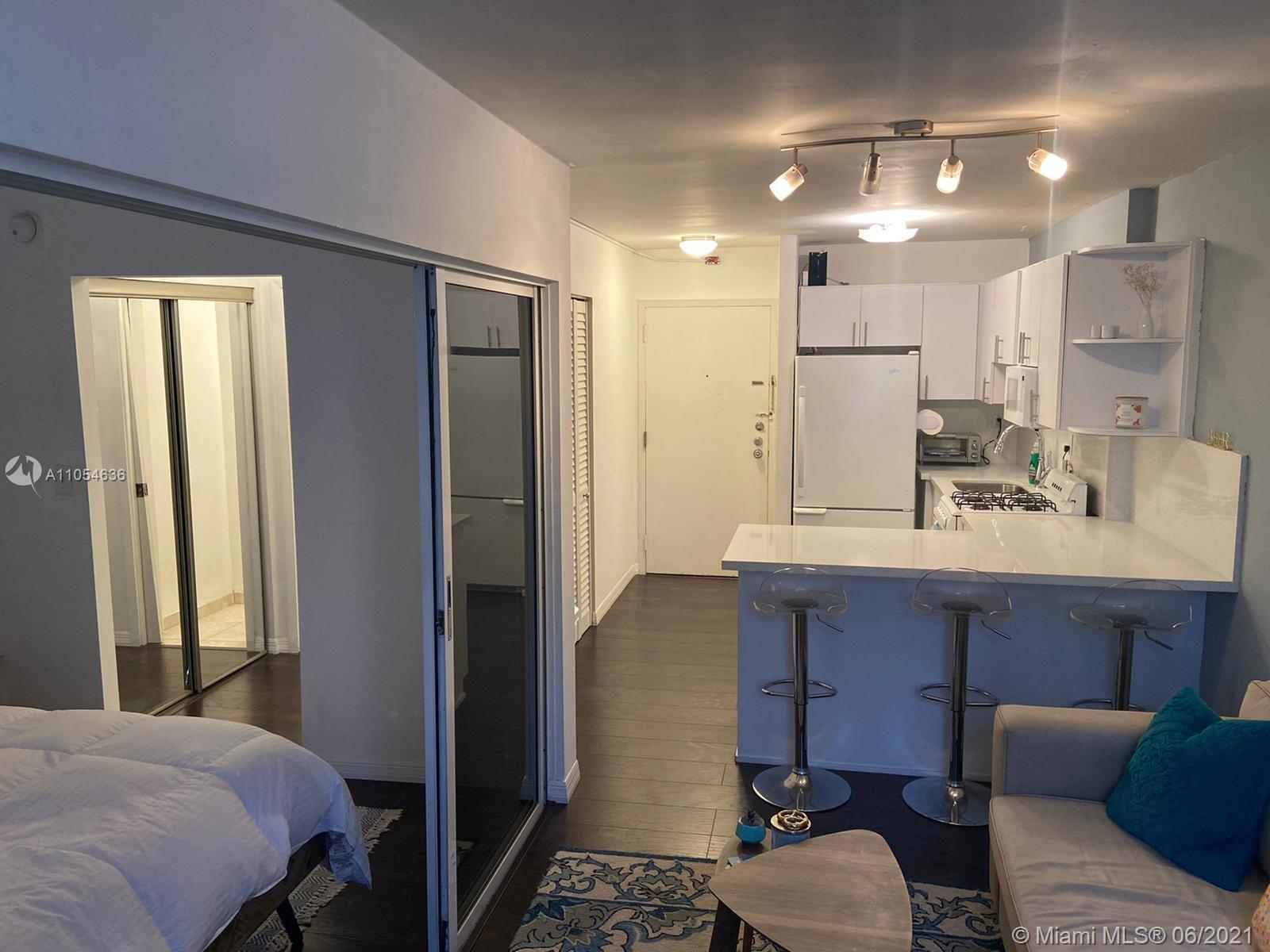 710 Washington # 315, Miami Beach FL 33175 photo 4