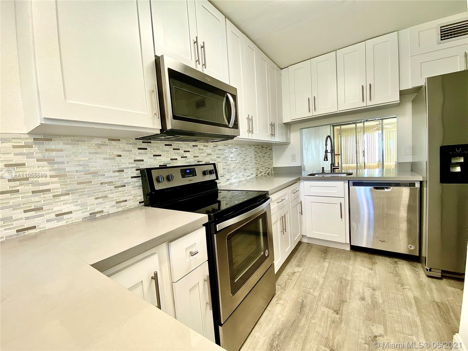 9460 Poinciana Pl # 308, Davie FL 33324