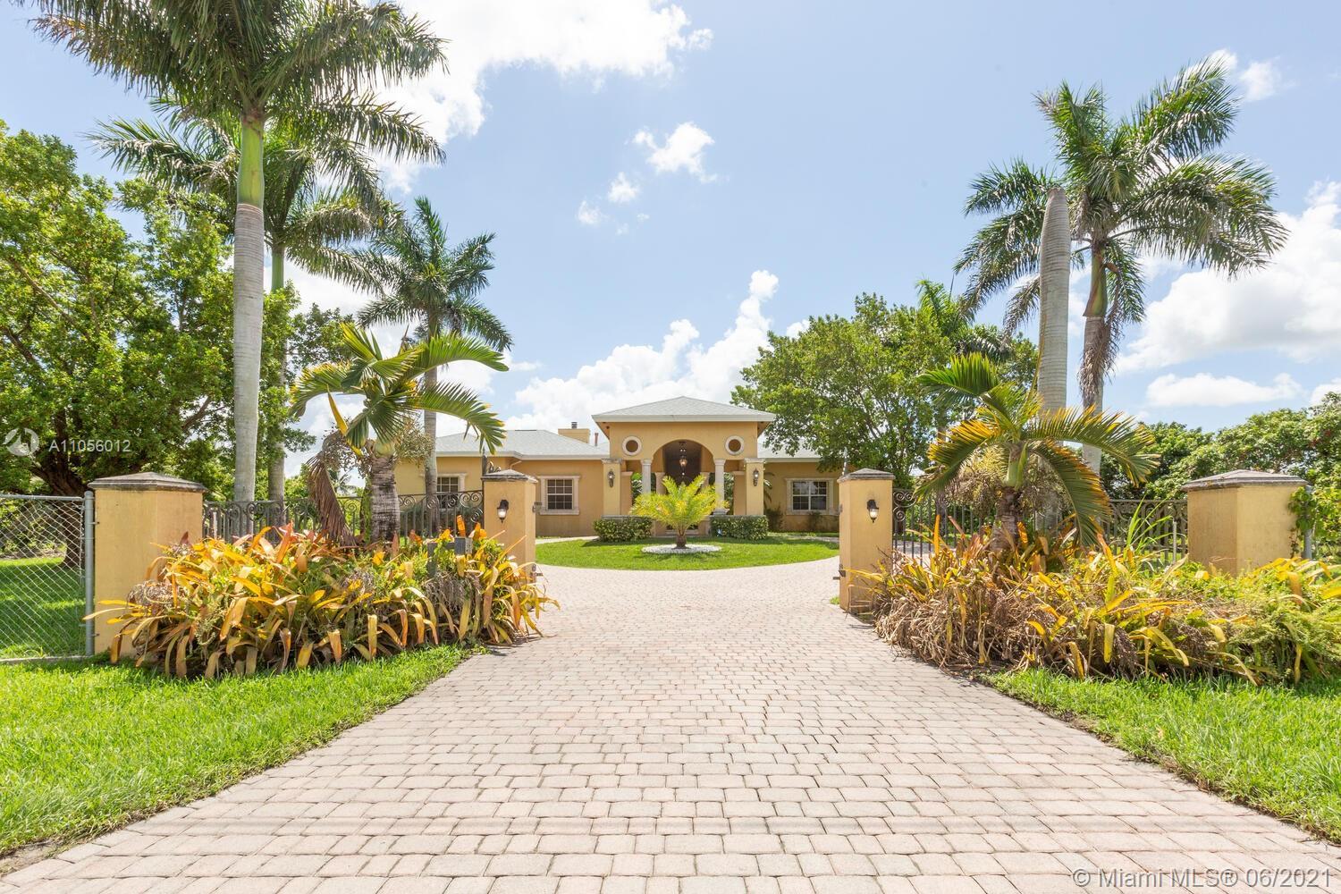 15023 SW 184th Ave, Miami FL 33196 photo 3