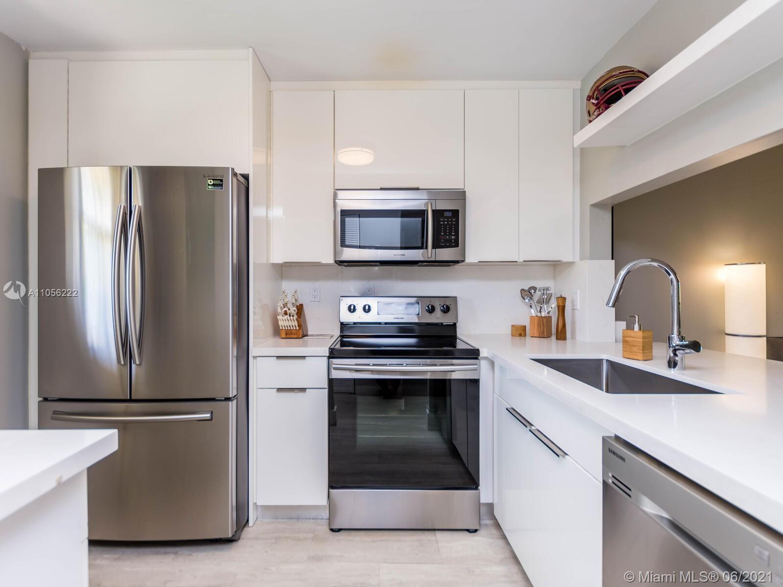 15801 W Waterside Cir # 202, Sunrise FL 33326