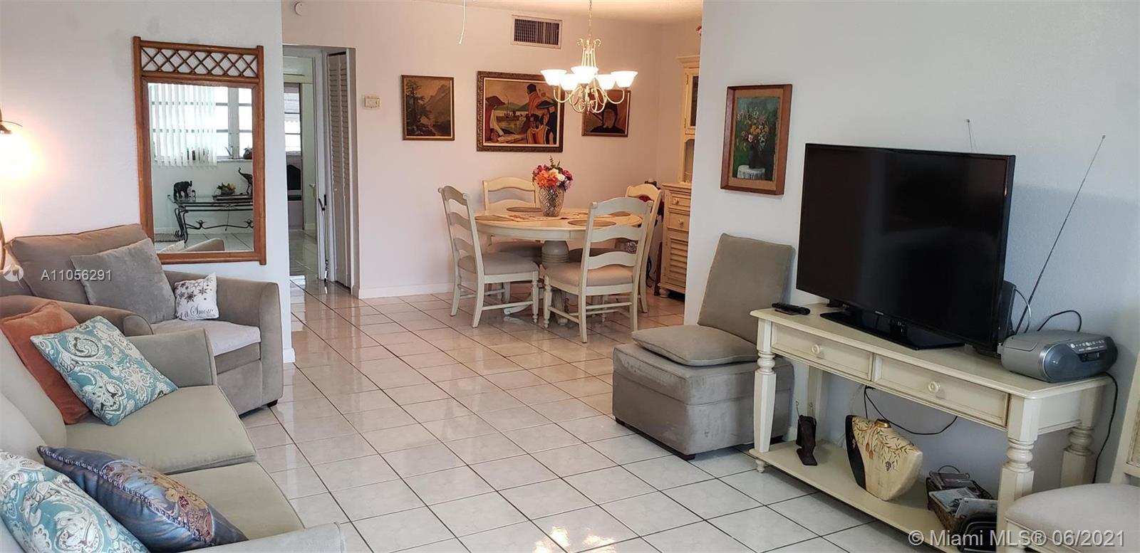 20210 NE 2nd Ave # V11, Miami Gardens FL 33179 photo 4