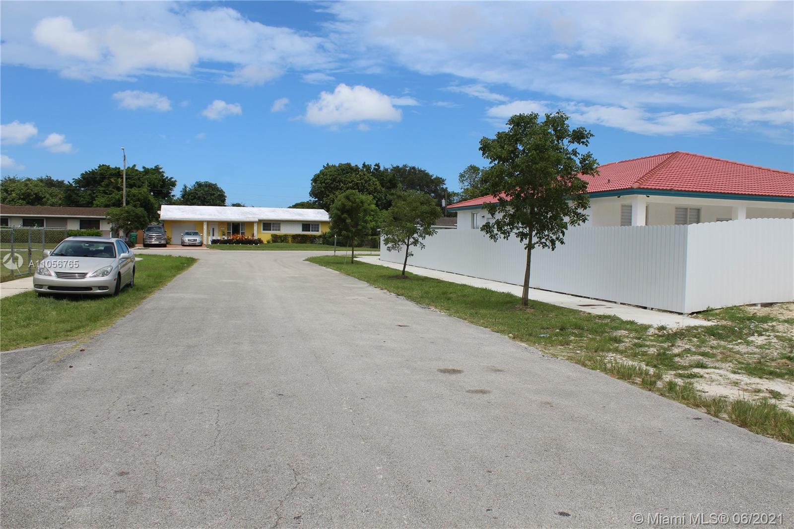 . 141 st, Miami FL 33176 photo 3