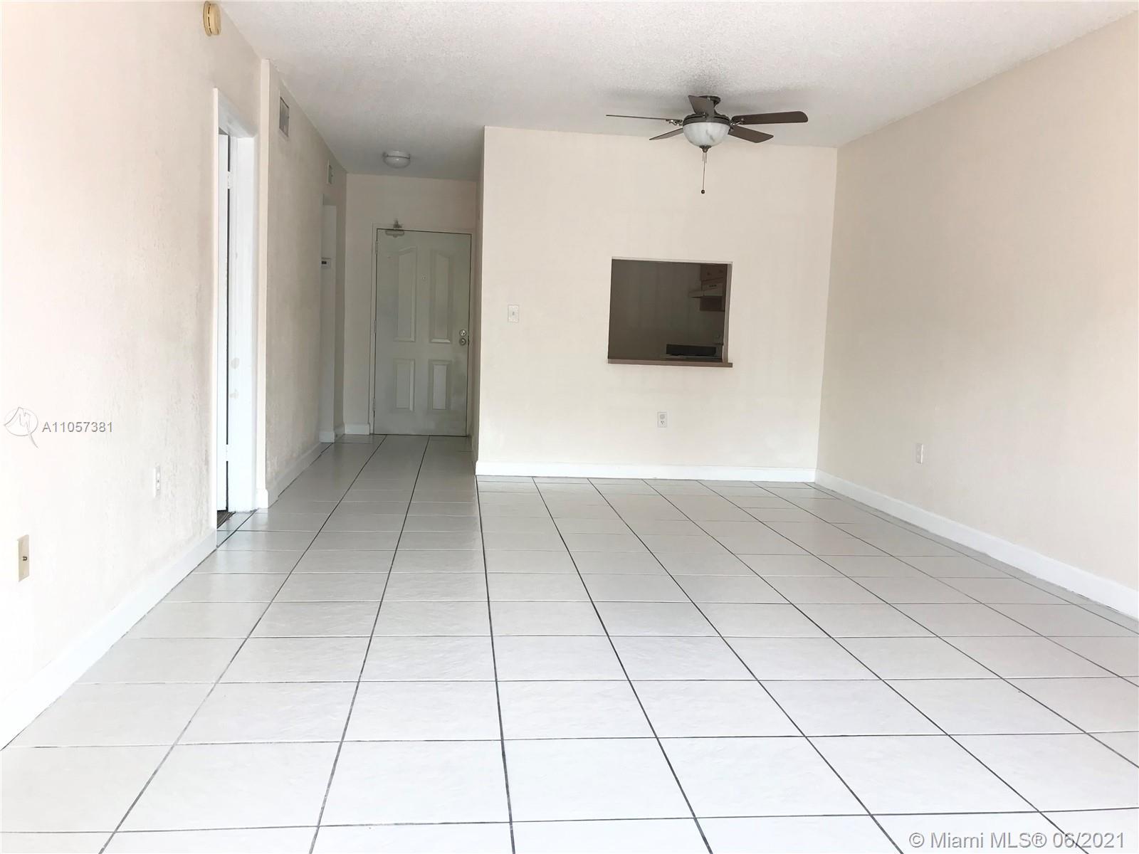 10900 SW 104th St # 211, Miami FL 33176 photo 3