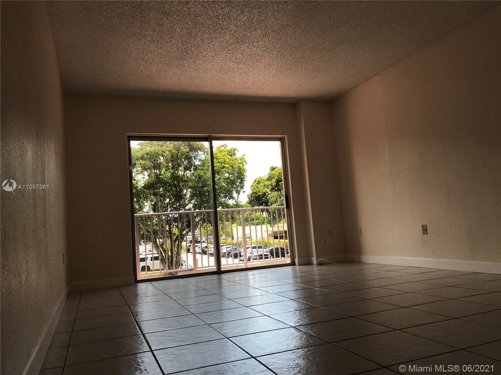 10900 SW 104th St # 211, Miami FL 33176 photo 5