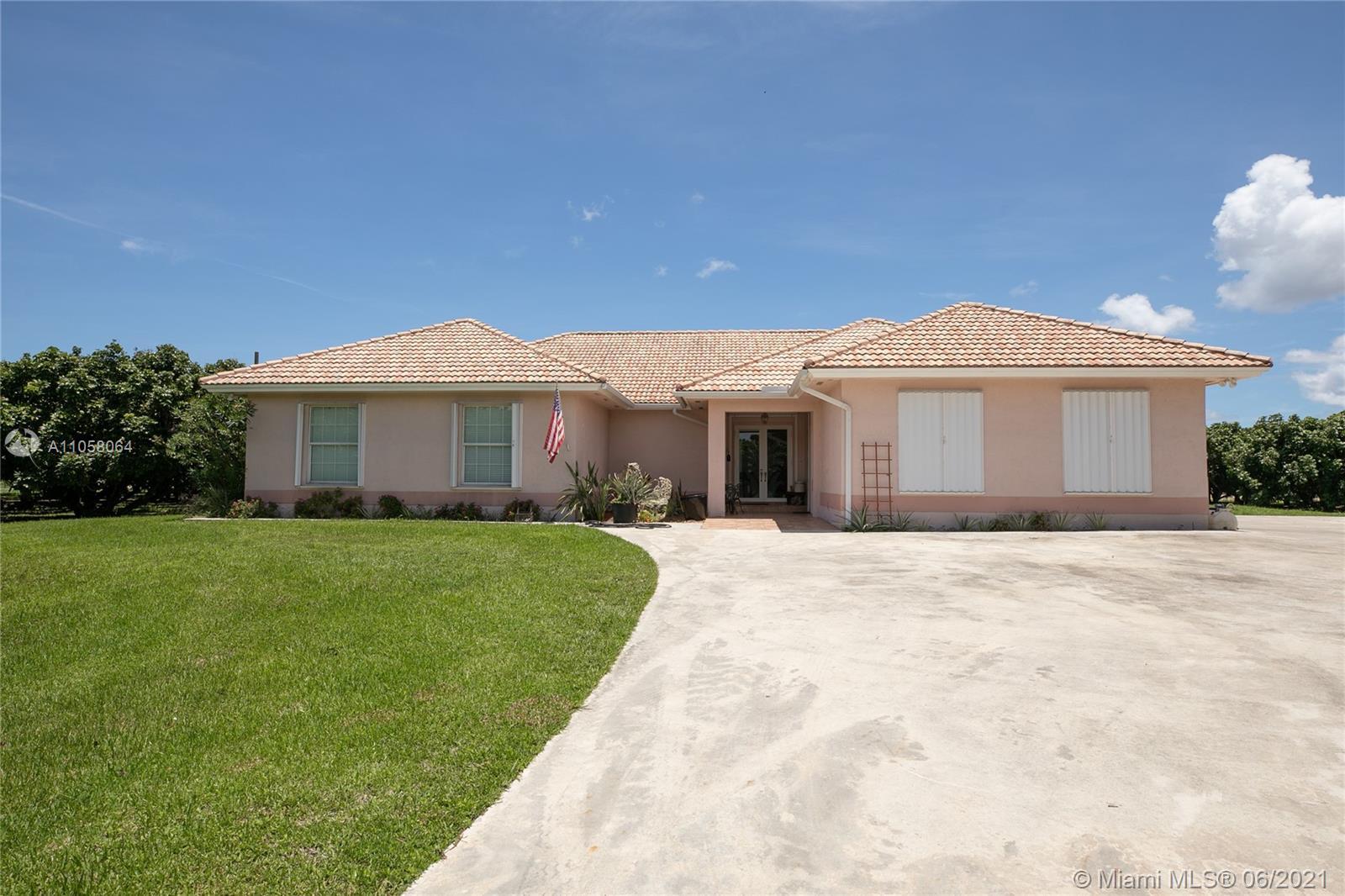 21050 SW 368th St, Homestead FL 33034 photo 2