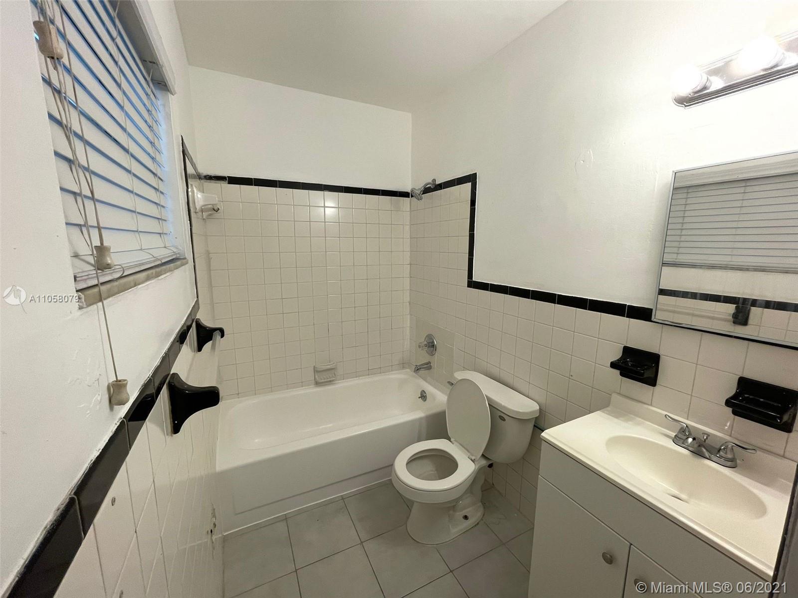 122 SW 1st St # B, Dania Beach FL 33004 photo 2