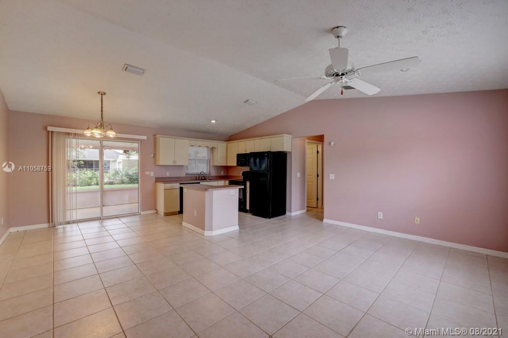 2333 SW Fern Circle # 2333, Port St. Lucie FL 34953 photo 3