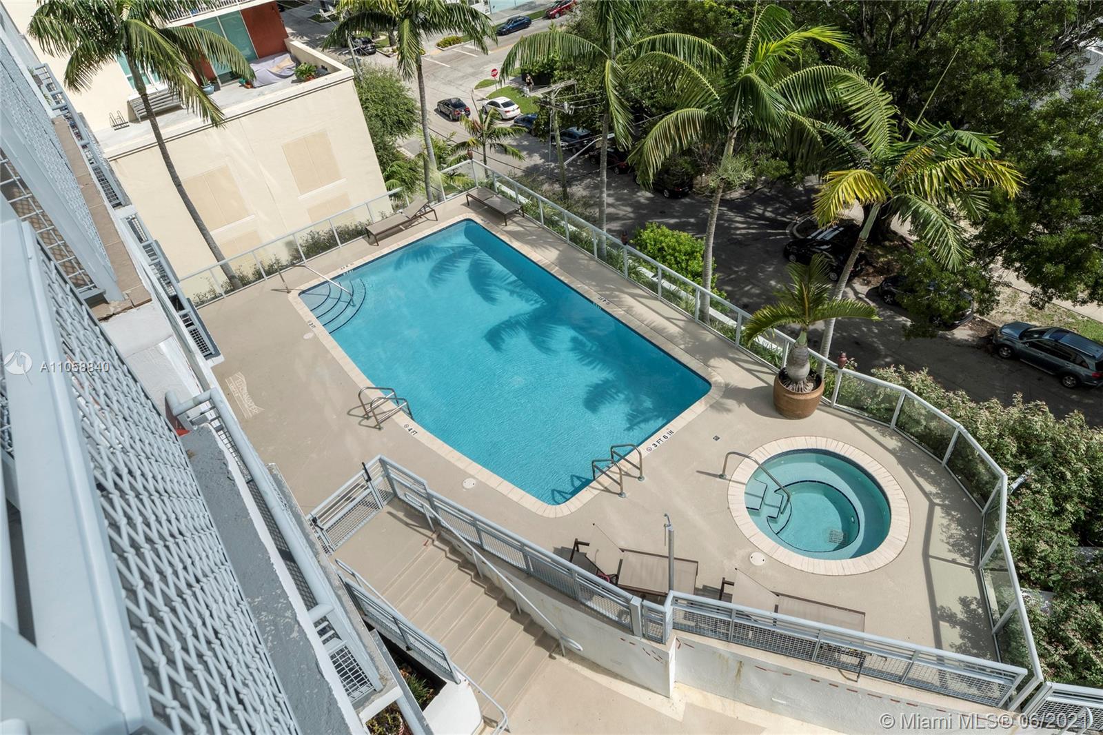 Miami, FL 33137 photo 5