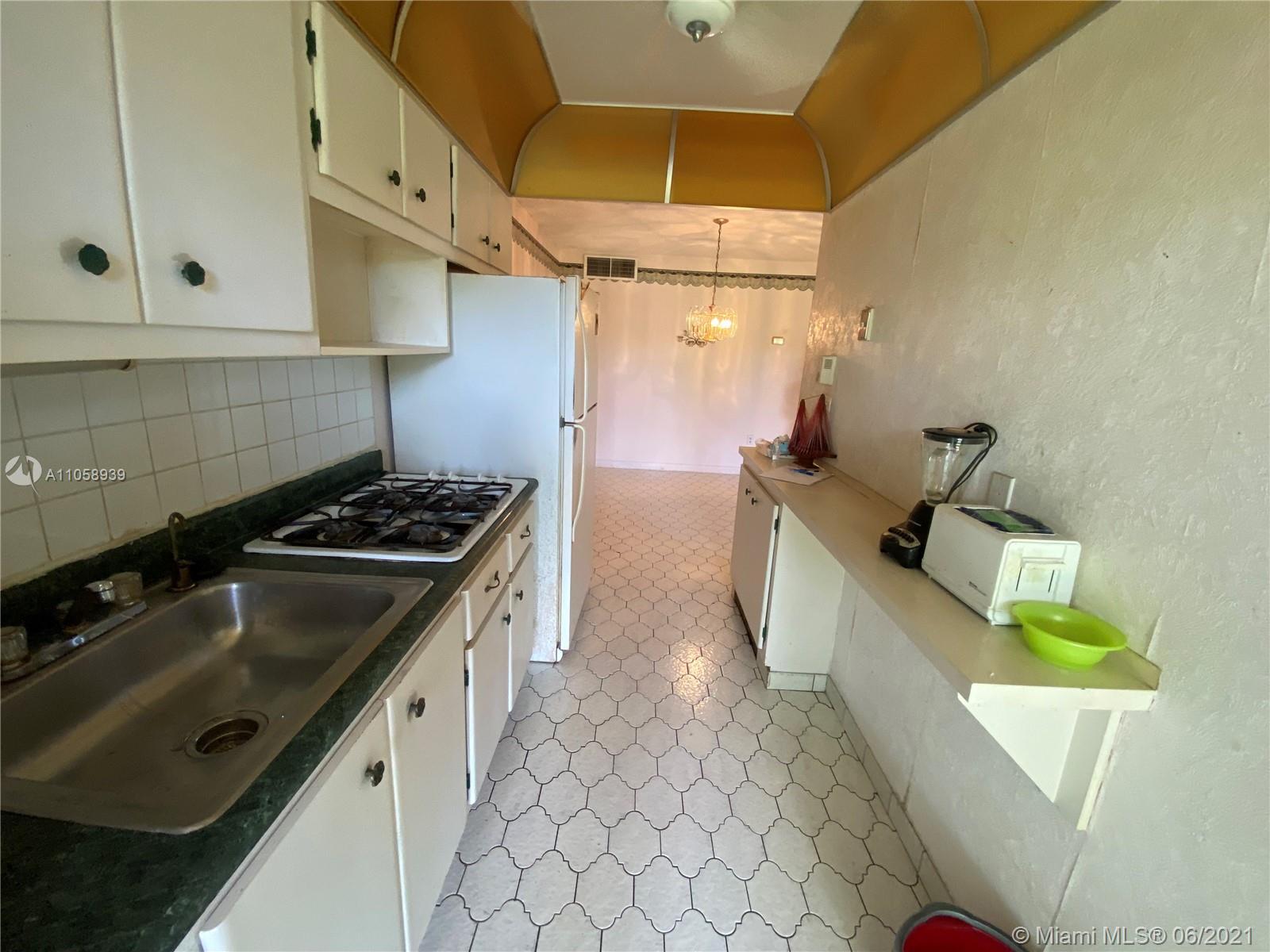 175 NE 203rd Ter # 4, Miami Gardens FL 33179 photo 5