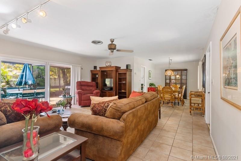 14970 SW 86th Ave, Palmetto Bay FL 33158 photo 4