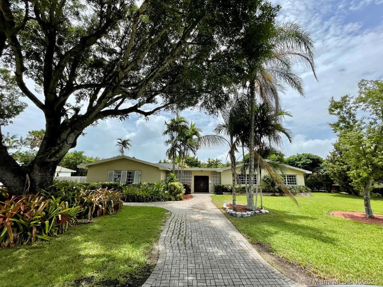 7980 SW 146 St, Palmetto Bay FL 33158