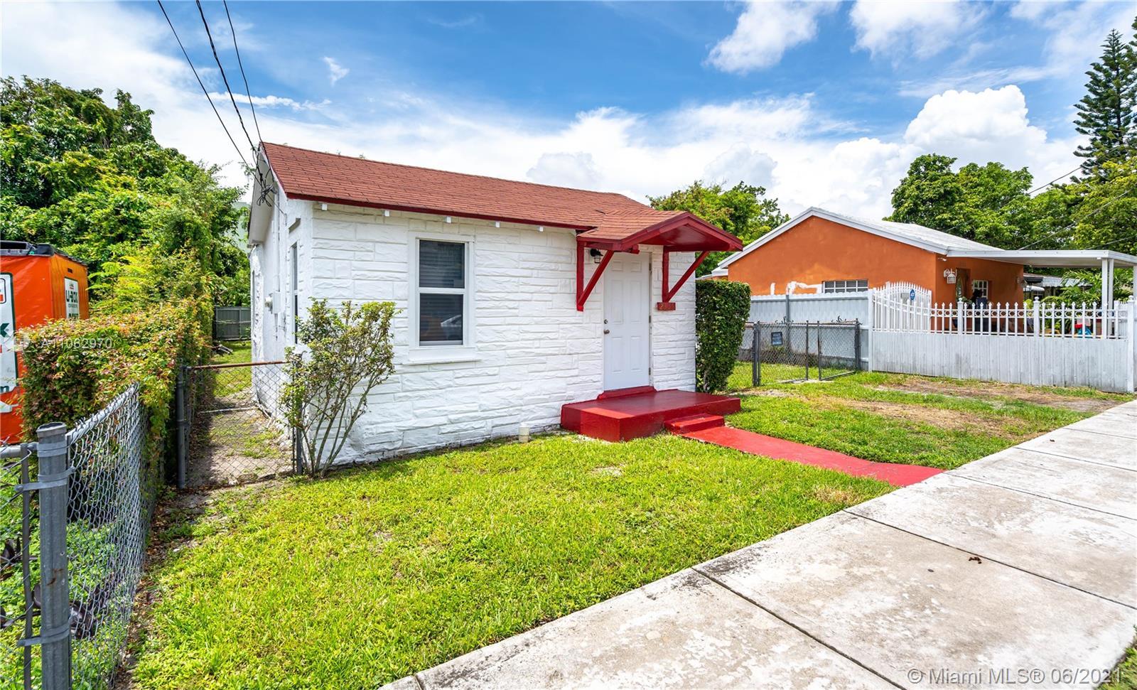 2356 NW 55th Ter, Miami FL 33142 photo 2