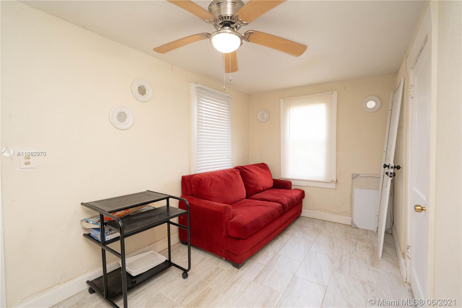 2356 NW 55th Ter, Miami FL 33142 photo 5