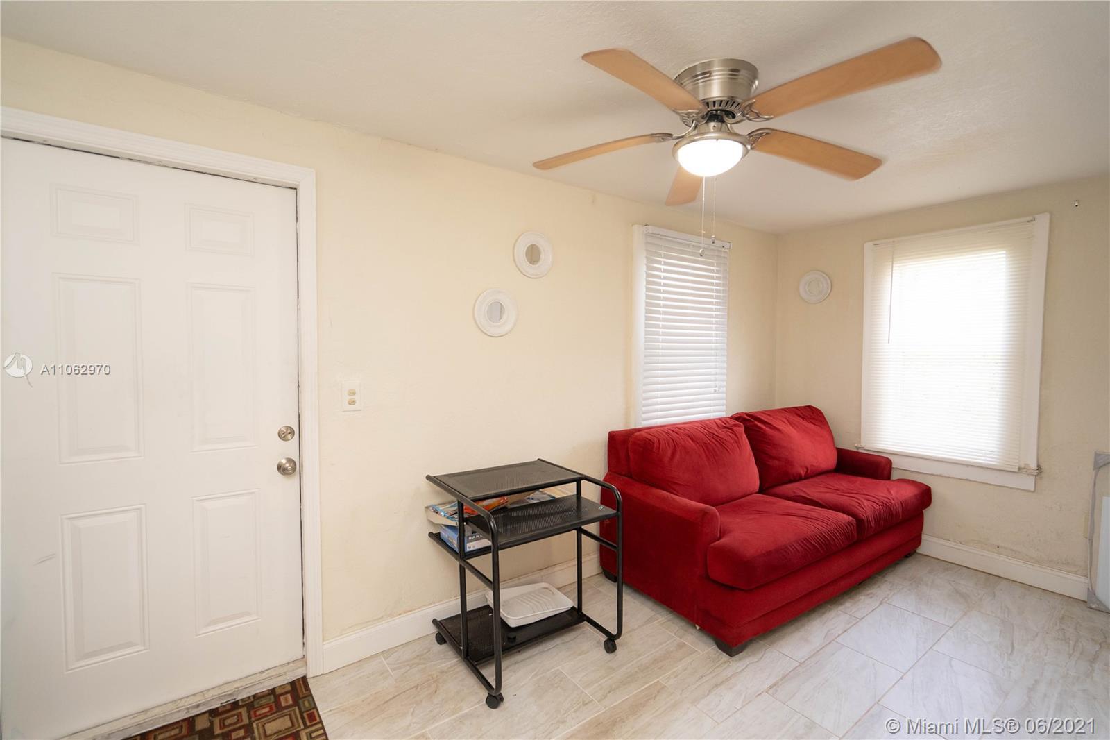 2356 NW 55th Ter, Miami FL 33142 photo 4