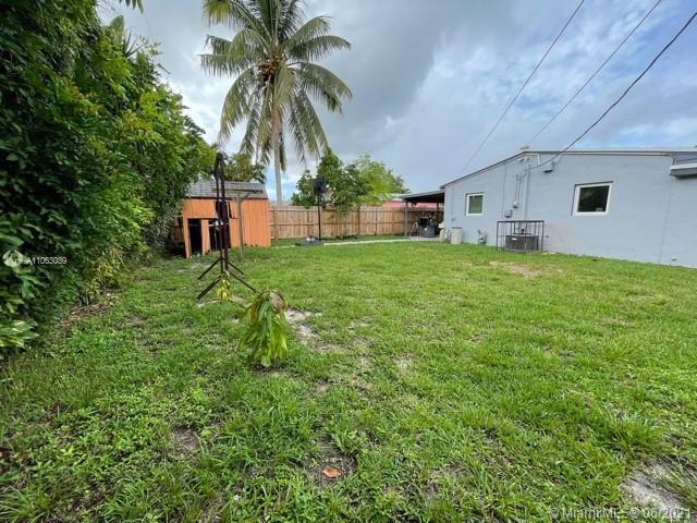 4511 SW 33rd Dr, West Park FL 33023 photo 4