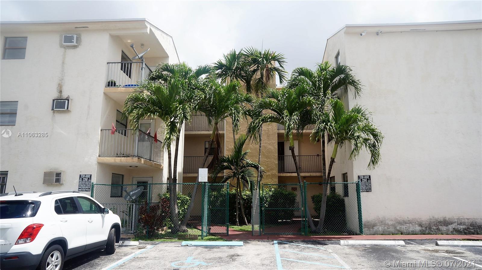 142 SW 18th Ave # 31, Miami FL 33135