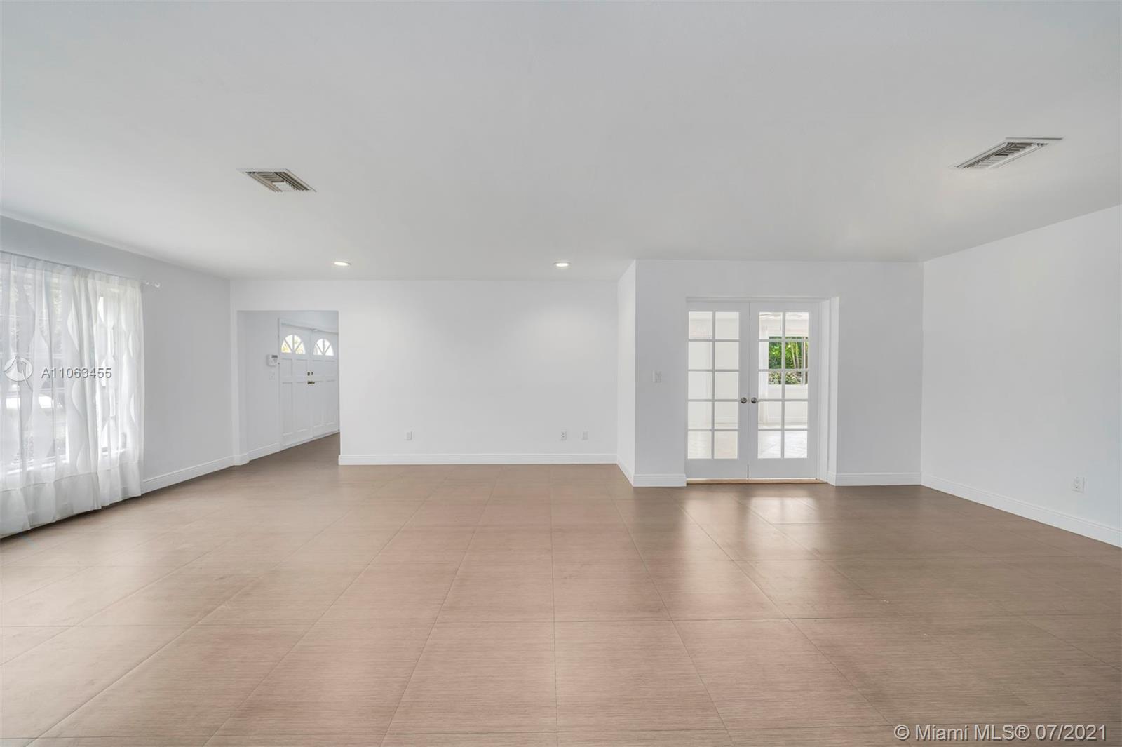 8301 SW 142nd St, Palmetto Bay FL 33158
