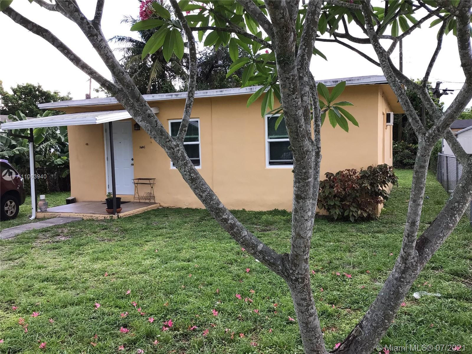 1601 NW 116th St, Miami FL 33167 photo 2