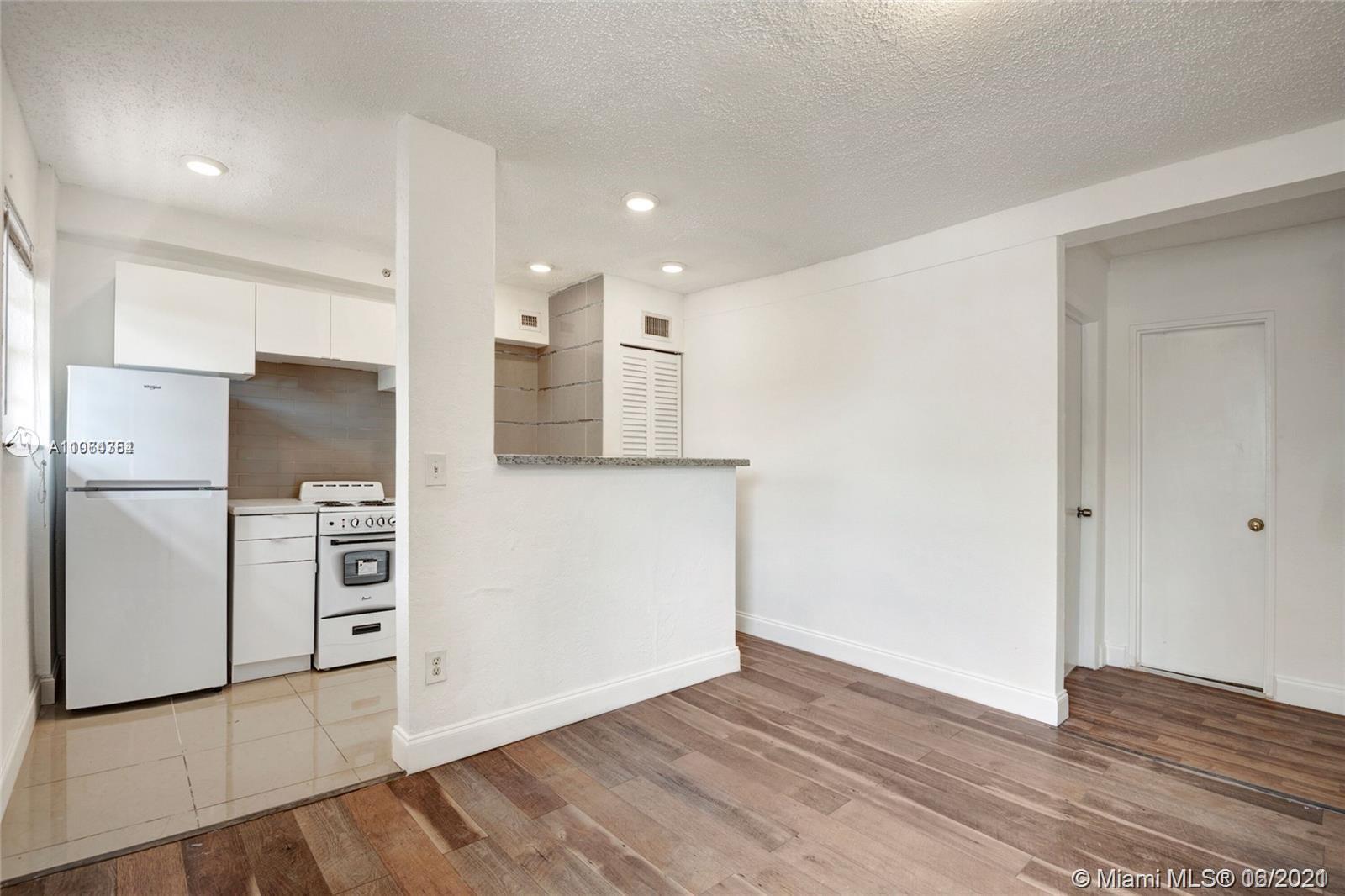 542 NW 8th St # 15, Miami FL 33136