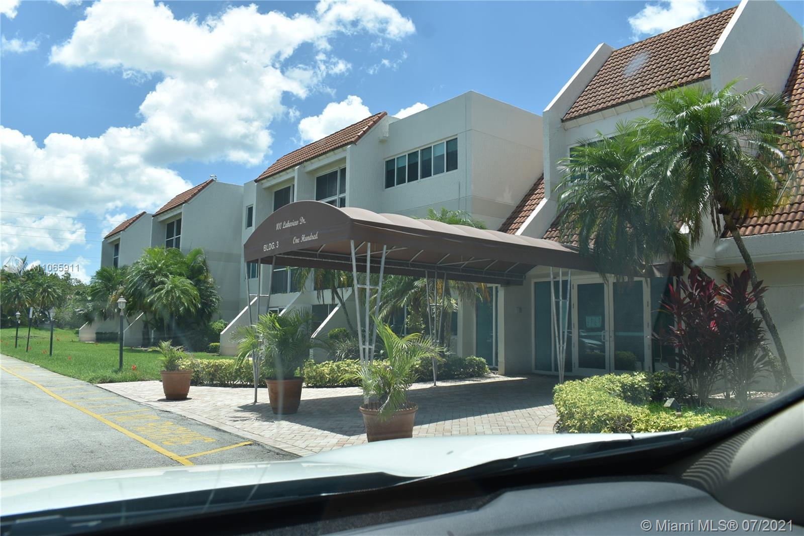 100 Lakeview Dr # 306, Weston FL 33326