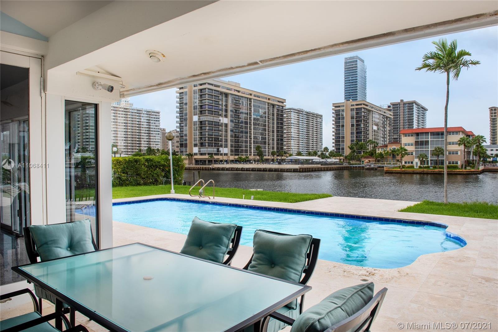 613 Palm Dr, Hallandale Beach FL 33009 photo 3
