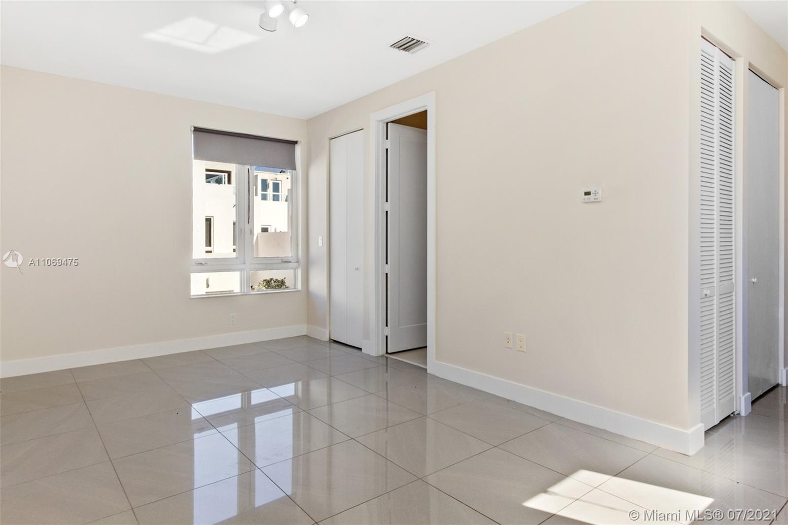 6303 NW 105th Ct, Doral FL 33178 photo 3