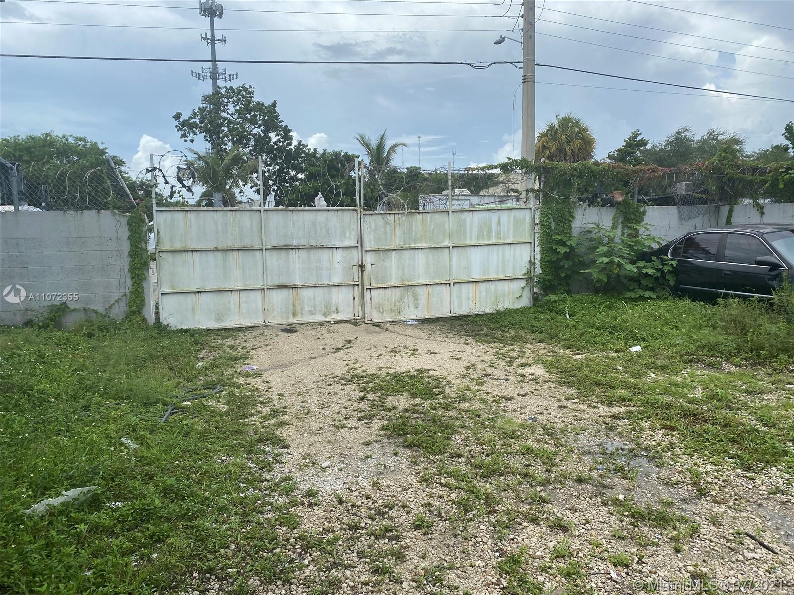 5731 SW 23rd St, West Park FL 33023 photo 2