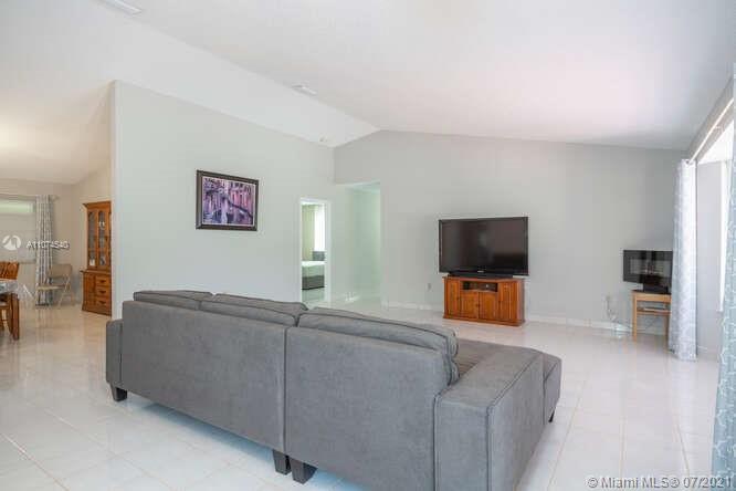 21295 SW 376th St, Homestead FL 33034 photo 3