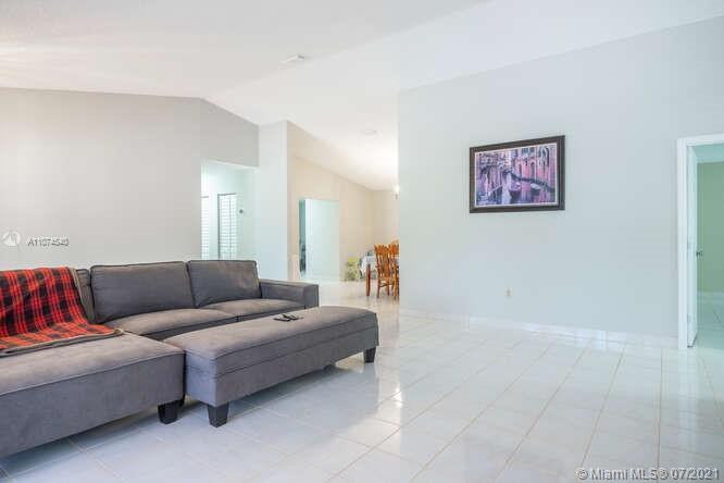 21295 SW 376th St, Homestead FL 33034 photo 5