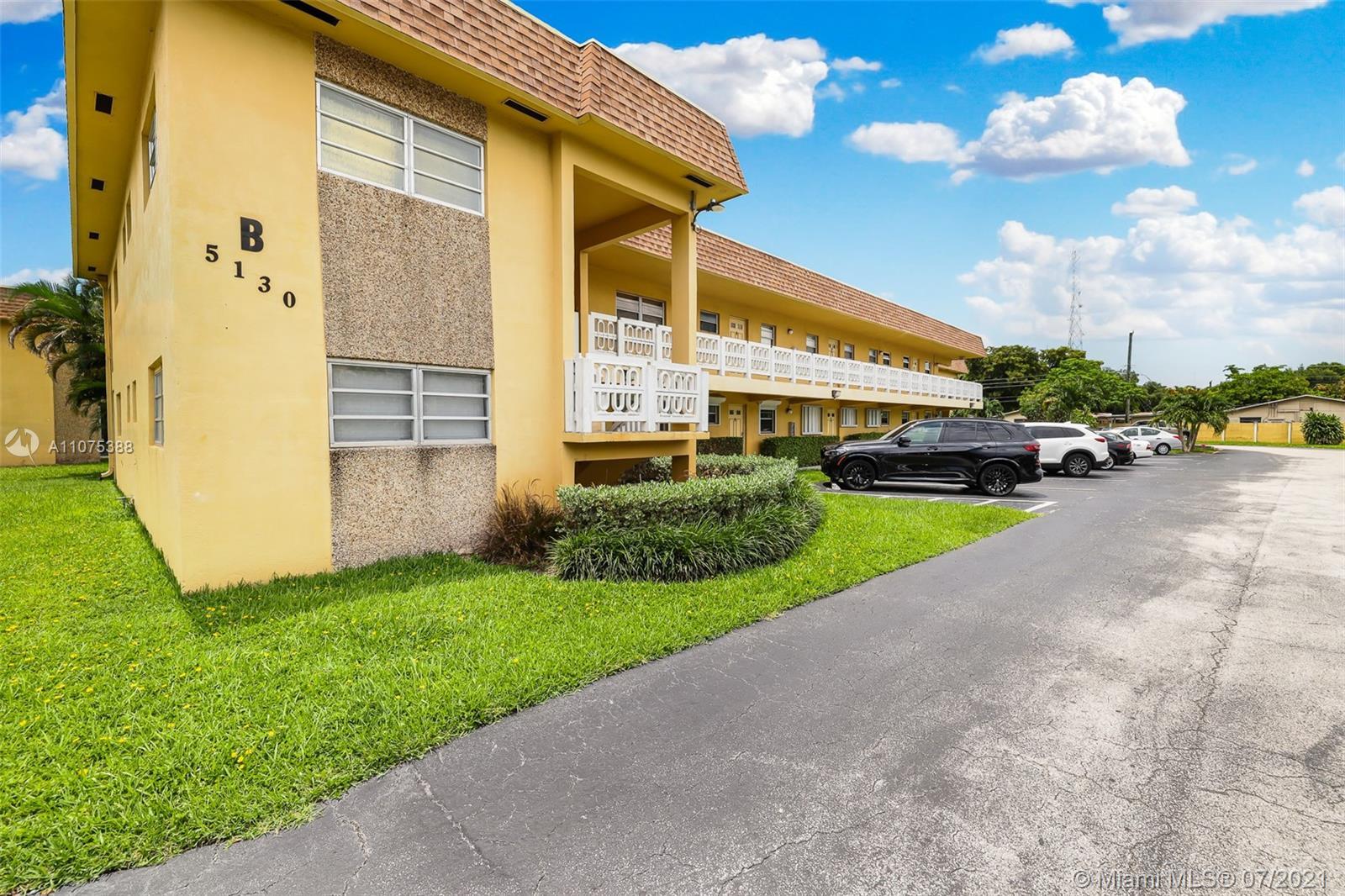 5130 SW 40th Ave # 24B, Dania Beach FL 33314
