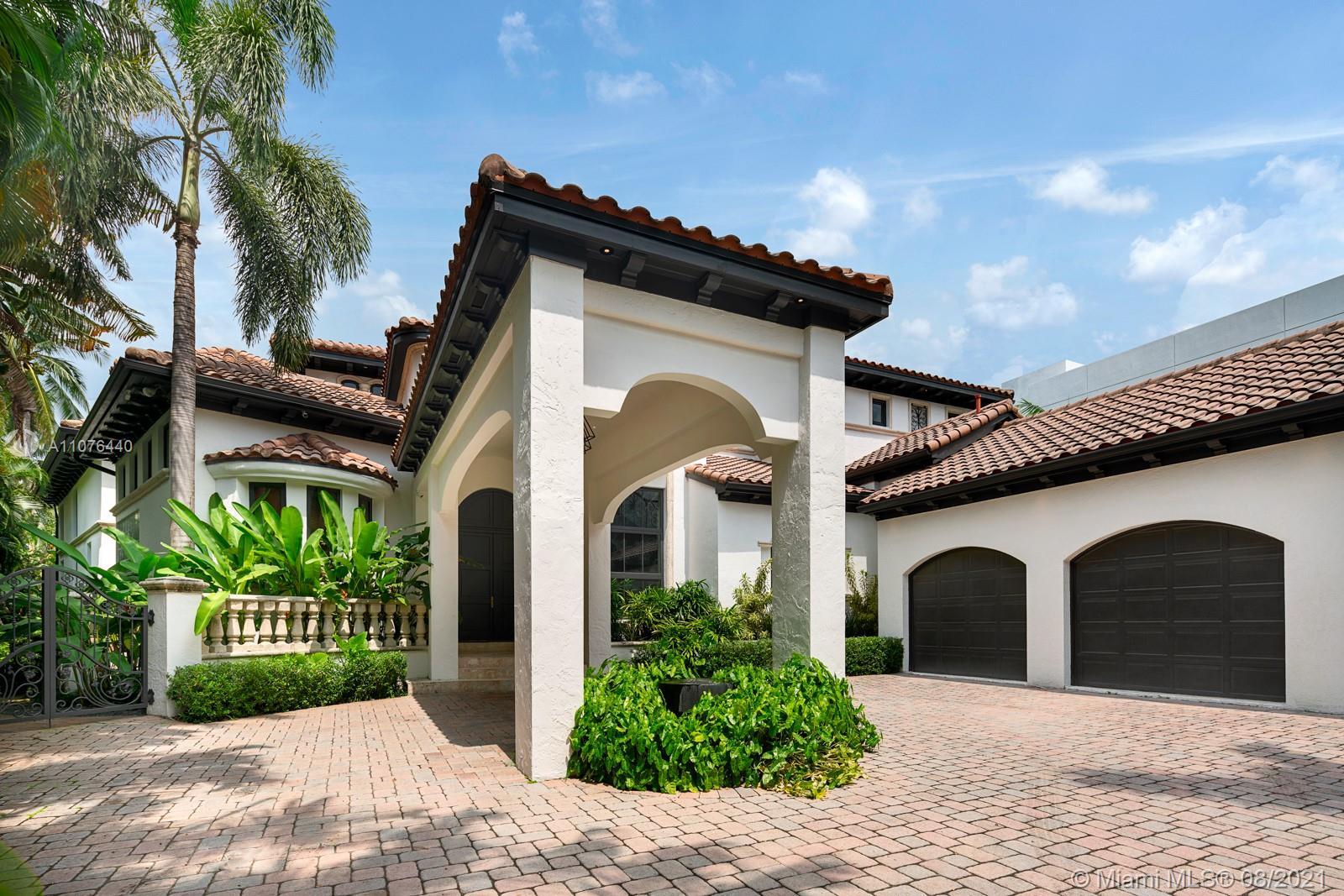 432 S Hibiscus Dr, Miami Beach FL 33139 photo 3