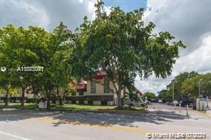 10905 SW 88th St # 406, Miami FL 33176