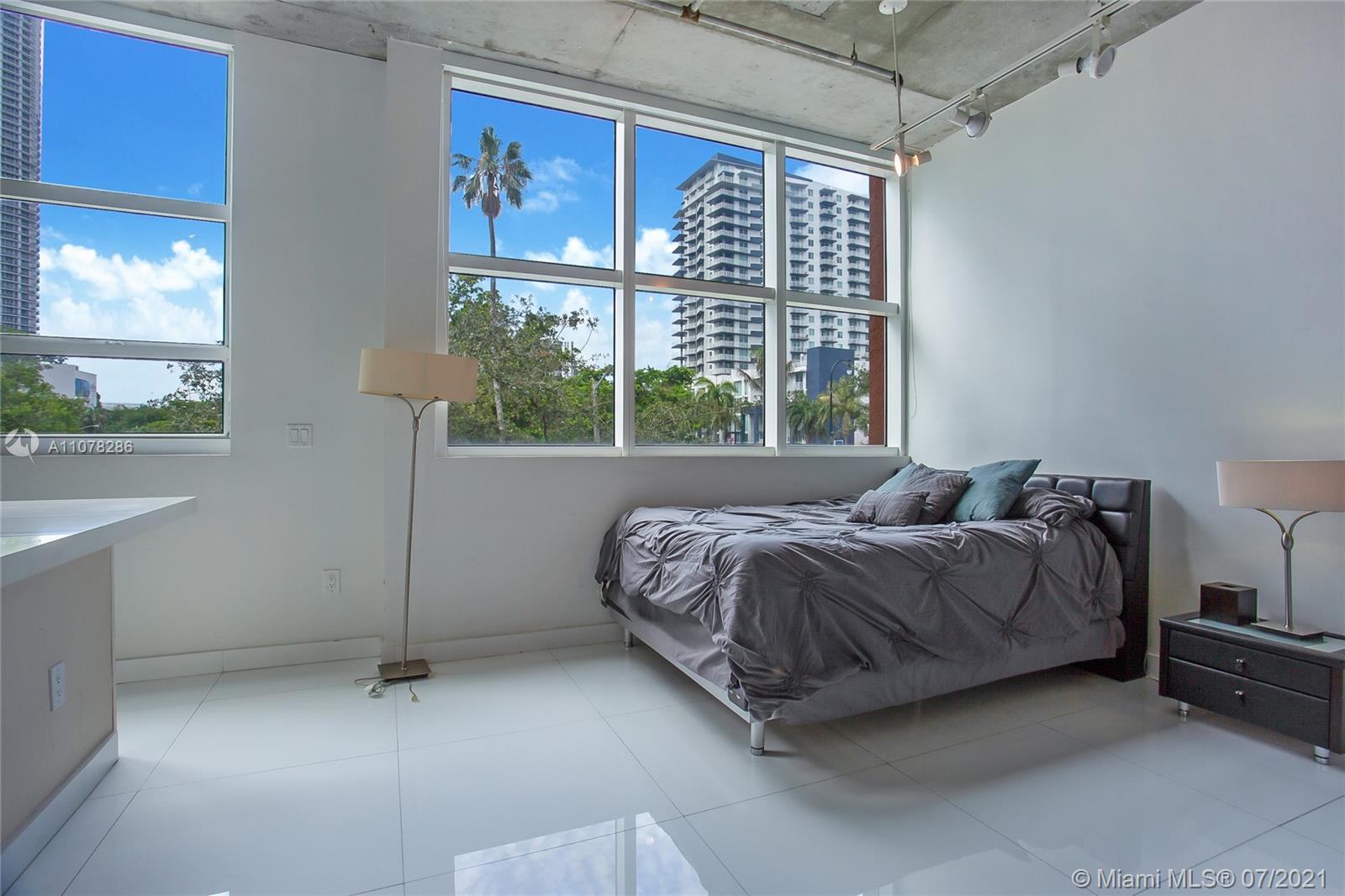 2001 Biscayne Blvd # 3213, Miami FL 33137 photo 4