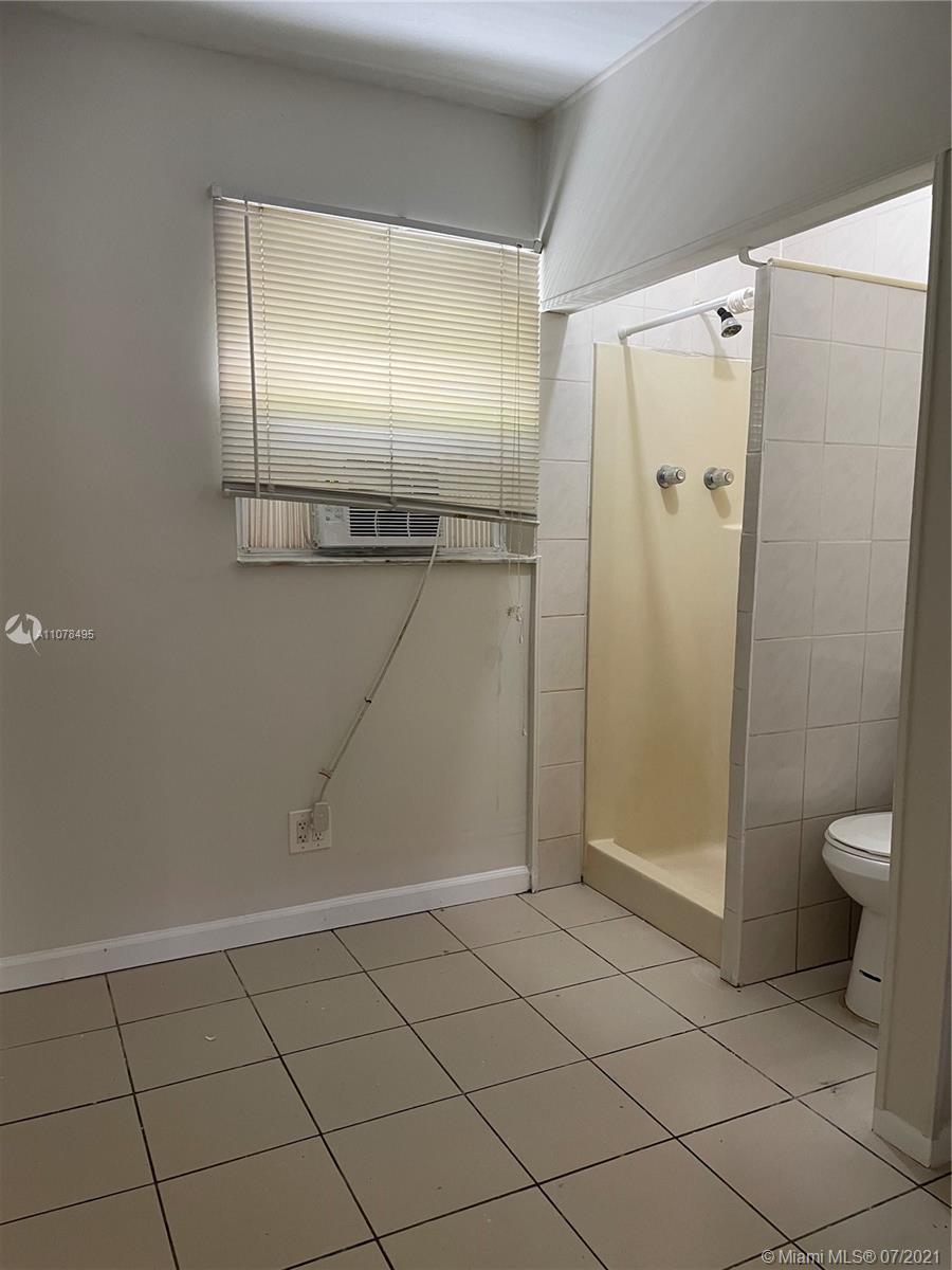 Hollywood, FL 33020 photo 2