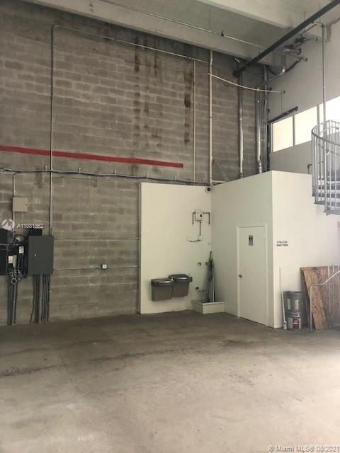 2385 NW 70th Ave # 10, FL 33122 photo 5