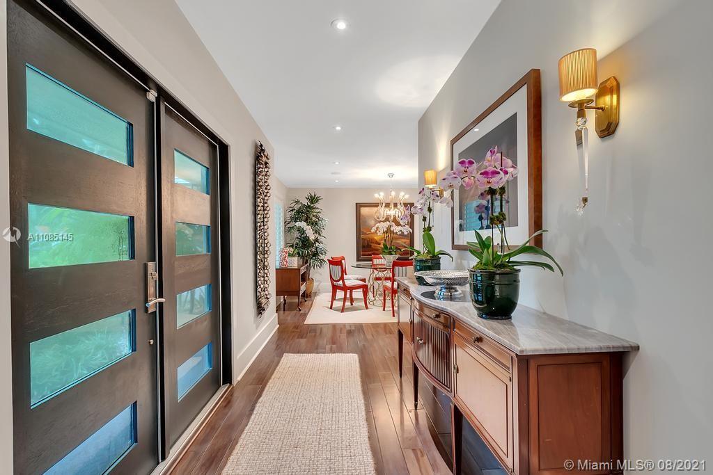 915 Alfonso Ave, Coral Gables FL 33146 photo 2