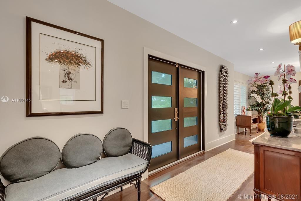 915 Alfonso Ave, Coral Gables FL 33146 photo 3